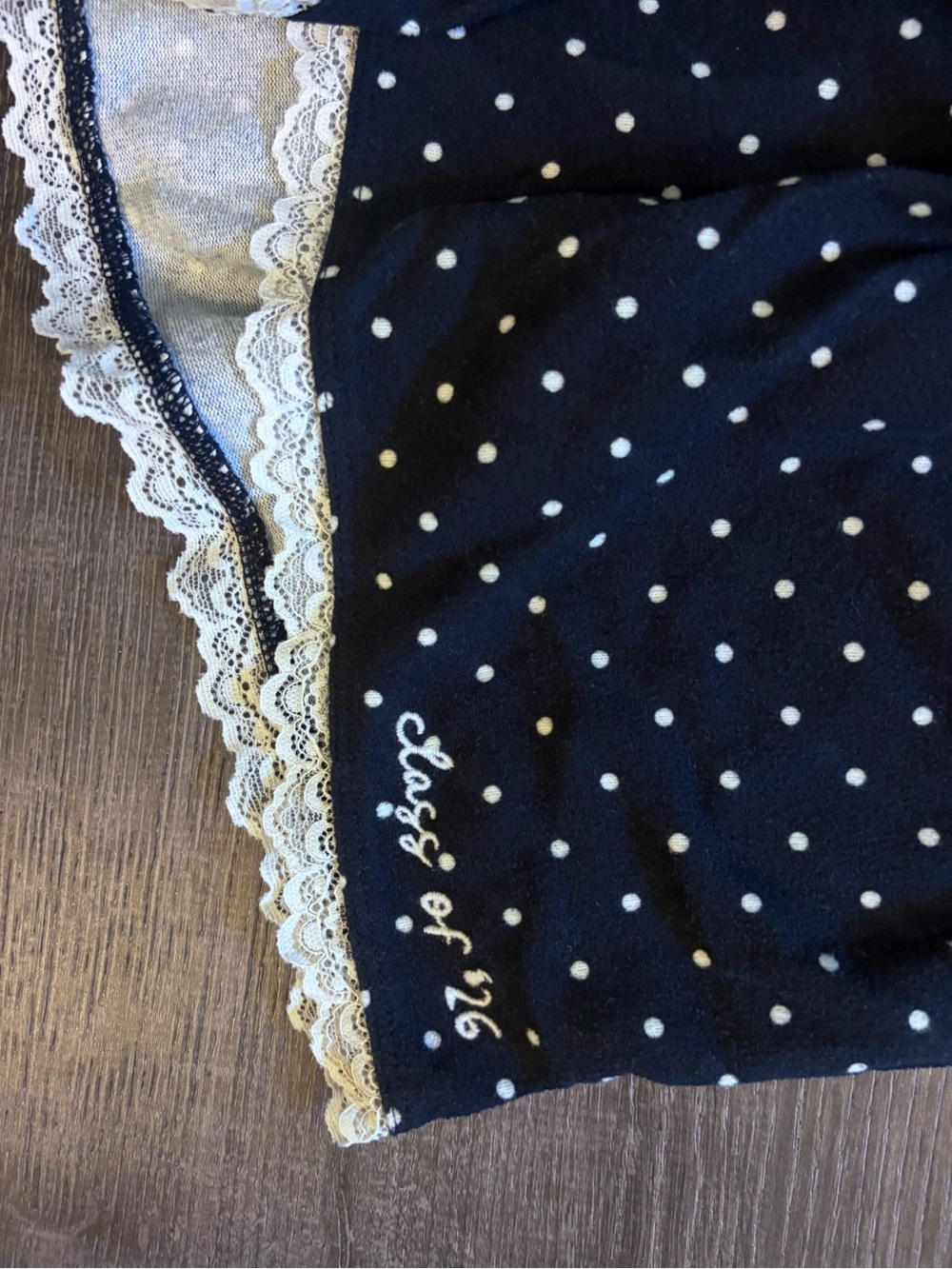 Hollister Always Cozy Class of '26 Lace Trim Pajama Set Size Large - Picture 3 of 6